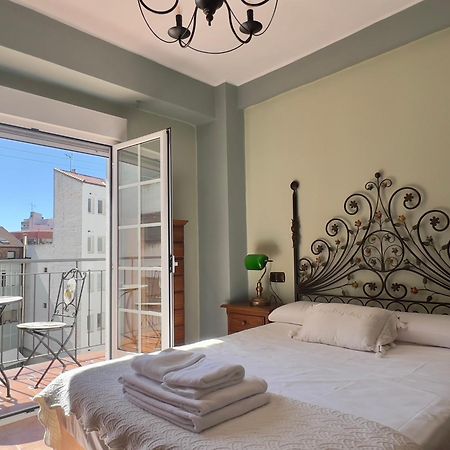 شقة Housing Leon Marigold المظهر الخارجي الصورة